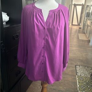 💜 NWT Chico’s Fuchsia Button-Front Blouse – Size 2 (Large)